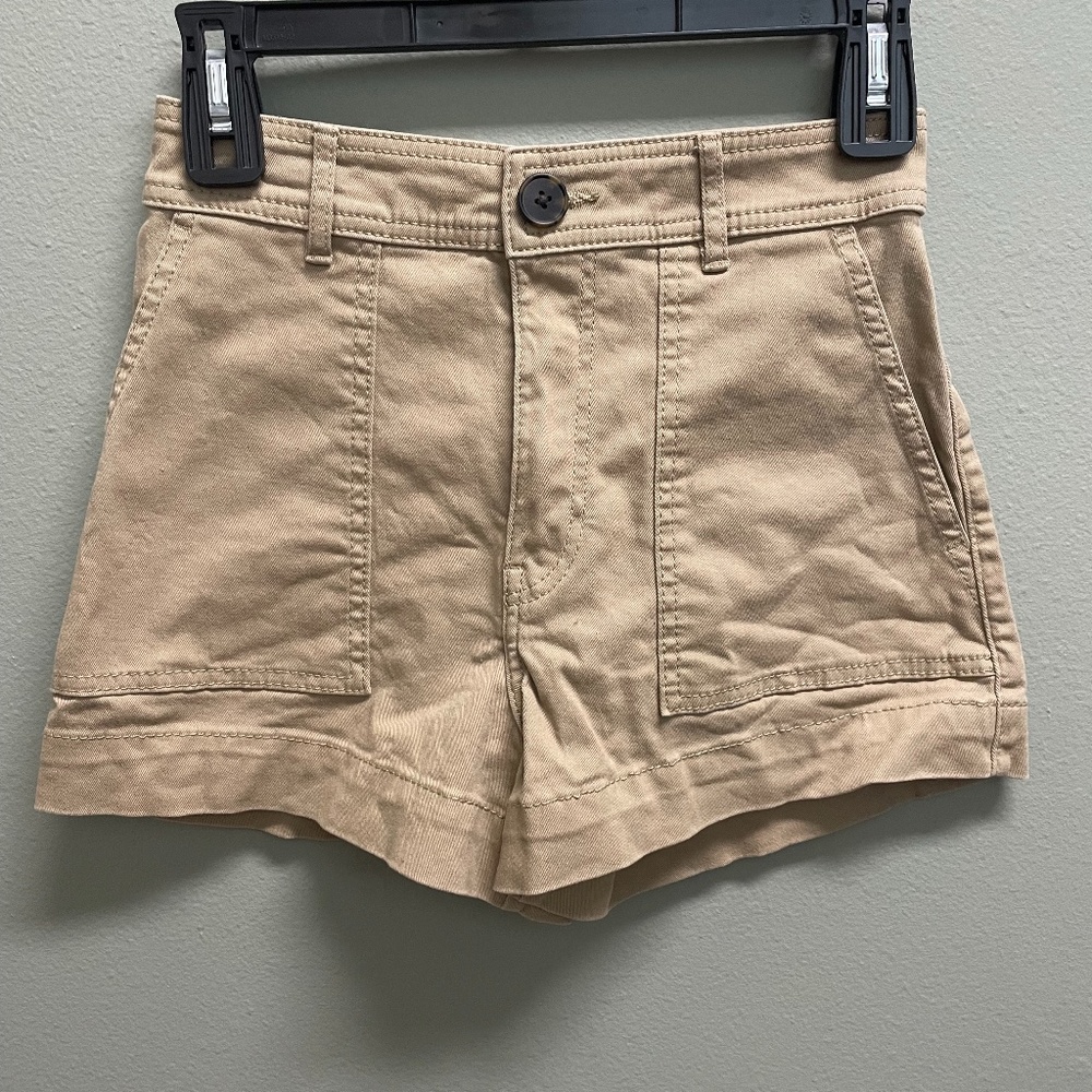 H&M High-Waisted Khaki Shorts
